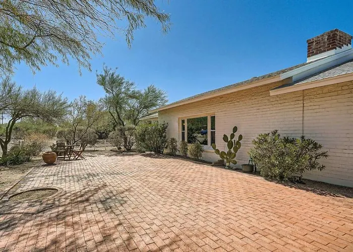 Casas Adobes With A Salt Water Pool * Tucson